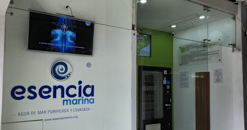 Máquina expendedora Esencia Marina Terminal Ingahurco Ambato